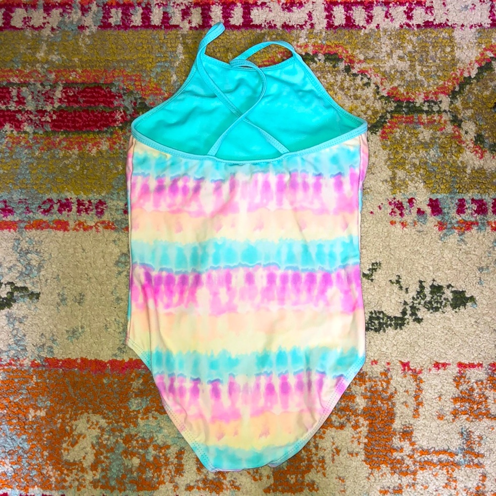 swimsuit - Picture 3 of 4